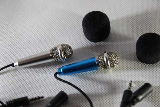 Gadzet MIKROFON KARAOKE DO TELEFONU MINI Mały 6 cm