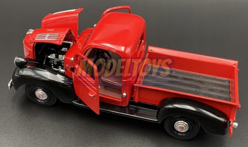 Plymouth 1941 Pickup 1:24 модель Motormax 73278 красный