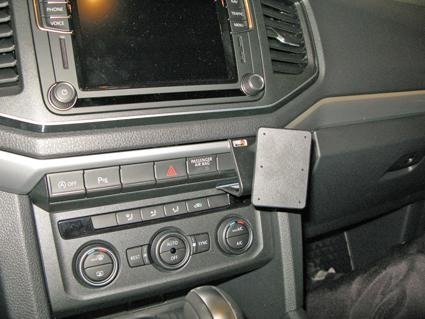 Держатель BRODIT ProClip для Volkswagen Amarok 17-21