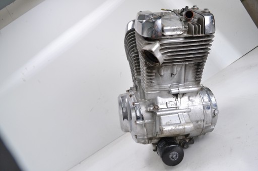SUZUKI VS 750 INTRUDER 85-91 двигатель
