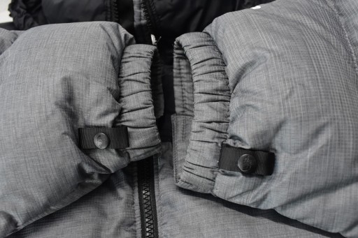 Куртка The North Face NUPTSE — теплая толстая пуховая куртка, 700, черно-серая, размер L
