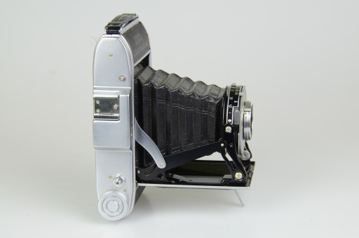 Камера ADOX, затвор Prontor S, объектив Шнайдера