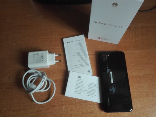 Смартфон Huawei P40 Lite 5G