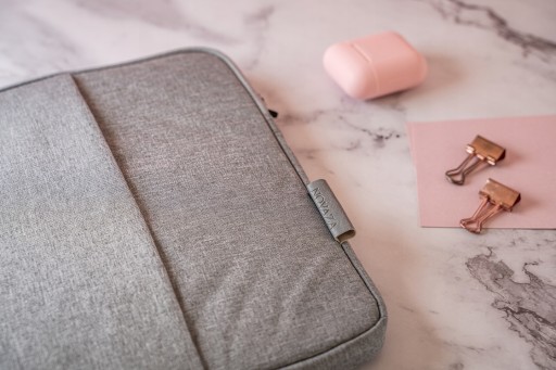 ETUI TECZKA AKTÓWKA RĄCZKA NA LAPTOPY 13