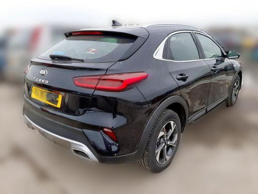 НАКЛАДКА ПЕРЕДНЕГО ОКНА ЛЕВАЯ 86133-J7000 KIA XCEED CEED III