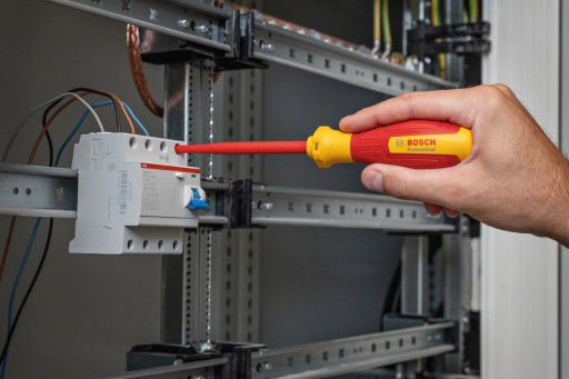 Набор инструментов VDE 1000 В BOSCH, 37 шт., изолированные ручные инструменты для электрика
