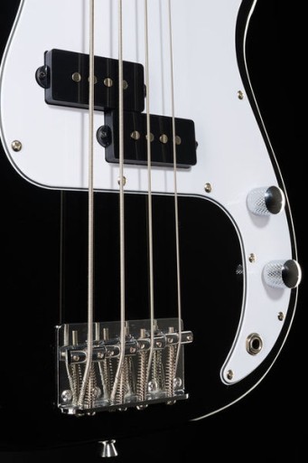 Gitara basowa Harley Benton PB-Shorty BK Standard Series