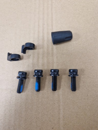 Комплект гидравлических тормозов Shimano Deore XT BR-M8020 / BL-M8000
