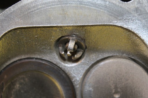 ГОЛОВКА A3 8P GOLF V SKODA 1.6 MPI BSE 06B103373T