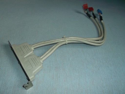 Gniazdo śledź do obudowy USB USB i inne + kable