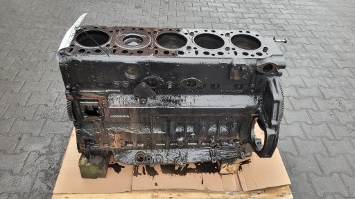 БЛОК ДВИГАТЕЛЯ С КРИШЕННО-ПОРШНЕВОЙ СИСТЕМОЙ MAN D2865