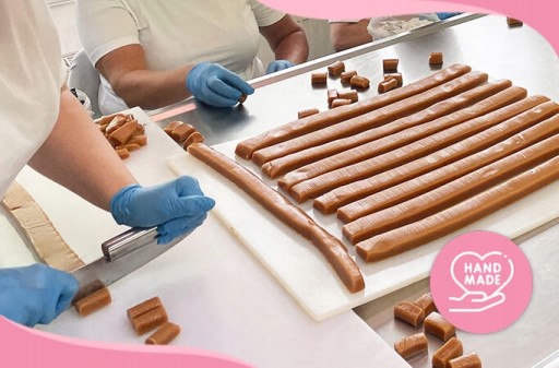 MIX 3 KG KRÓWKI NA DZIEŃ BABCI I DZIADKA Słodki prezent dla dziadków wzory