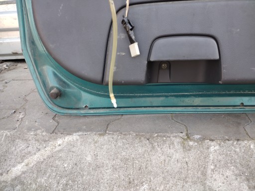 SUZUKI IGNIS II ПОДЪЕМНИК БАГАЖНИКА