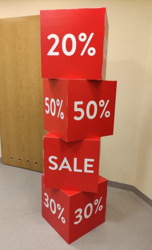 Kostka sześcian SALE wyprzedaż promo 31cm tektura