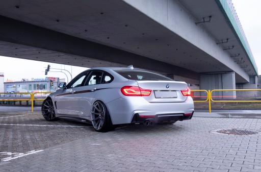 JR Wheels JR11 18x10,5 ET0 5x114/120 Темная бронза
