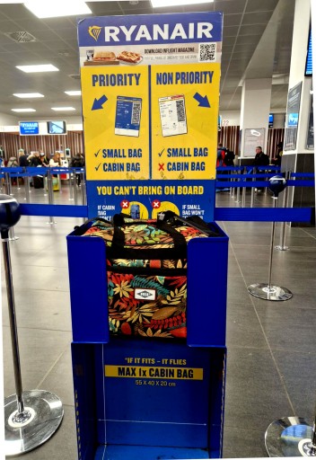 TORBA BAGAŻ PODRĘCZNY 40x20x25 do samolotu RYANAIR