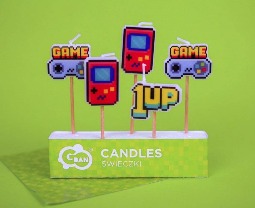 ŚWIECZKI PIKERY GAME ON figurki tort urodziny