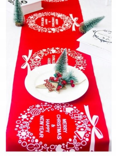 Новогодняя дорожка для стола Christmas 28х270 см с узором из органзы ПЛАТЬЕ