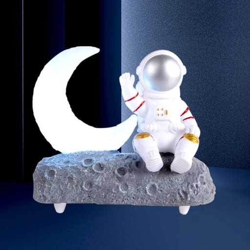 Moon Light Astronaut Bluetooth с насыщенными басами