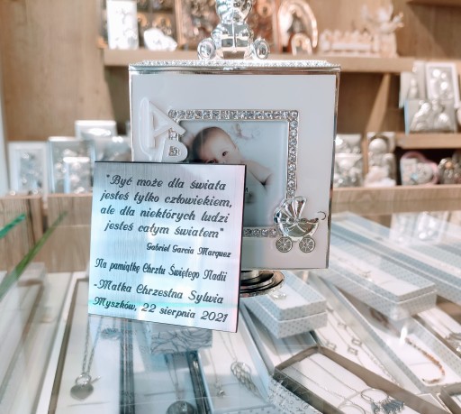 KARUZELA POZYTYWKA z masy perłowej niebieska PREZENT CHRZEST ROCZEK GRAWER