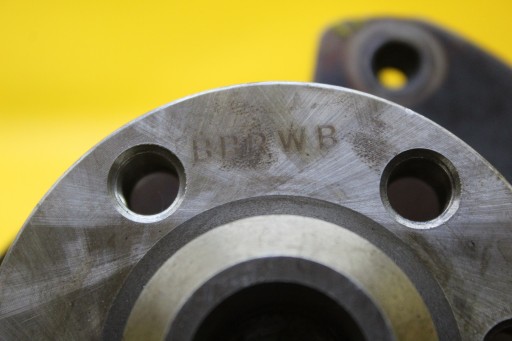 КОЛЕНВАЛ GOLF V A3 8P 1.6 8V BSE 06AD DA50857
