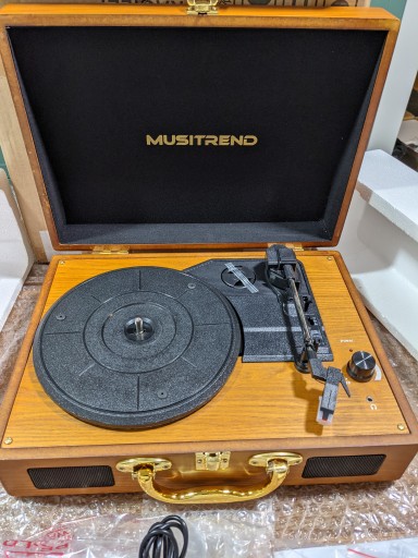 Проигрыватель проигрывателя MusiTrend MT316W