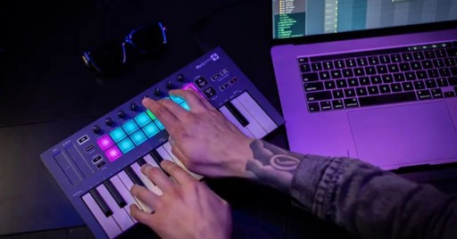 КЛАВИАТУРА УПРАВЛЕНИЯ NOVATION FLKEY MINI FL STUDIO