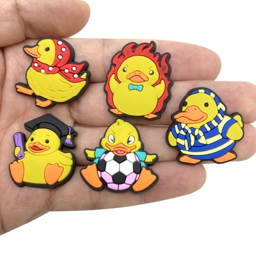 Przypinka Gumowa Kaczka Duck Kaczki do Crocs butów klapków telefonu torebki