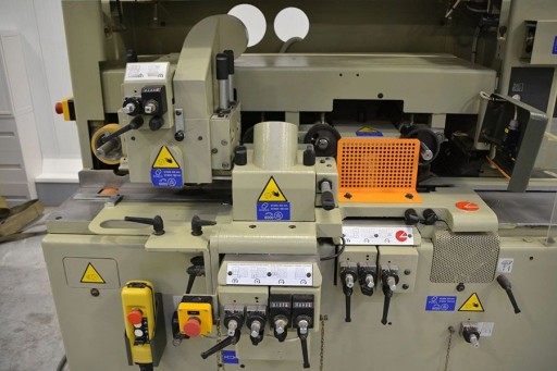 ЧЕТЫРЕХСТОРОННИЙ СТРУГОВЫЙ СТАНОК SCM COMPACT 23 - 4 ГОЛОВКИ