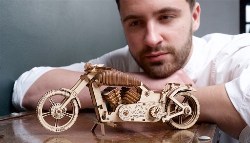 Мотоцикл ВМ-02 UGEARS, механическая модель!