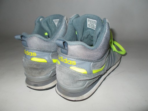 Мужские треккинговые ботинки ADIDAS 10XT WTR Mid AW5265 42 2/3 27см