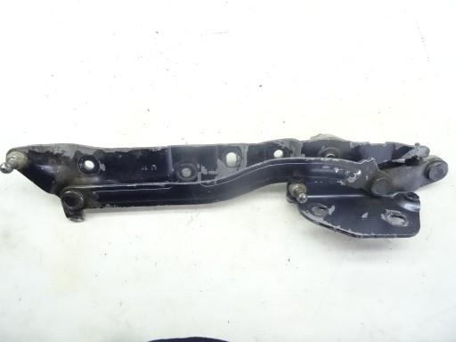 4E0827300H AUDI A8 D3 ПЕТЛЯ КРЫШКИ БАГАЖНИКА