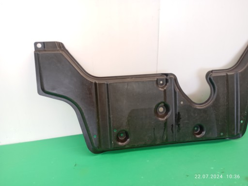 НАКЛАДКА ШАССИ ЗАДНЯЯ MERCEDES W177 КЛАСС A1776901402