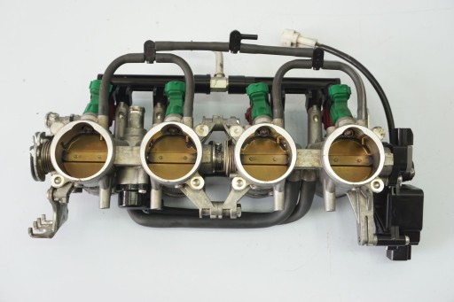 SUZUKI GSX-R 600 750 K8 K9 L0 PRZEPUSTNICE WTRYSKI