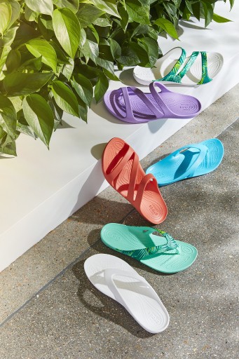 Женские шлепанцы Crocs Kadee II Flip 38-39