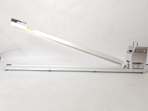 МАШИНА ДЛЯ СВАРКИ ПЛЕНКИ КЕГЕЛЯ FS-900/2