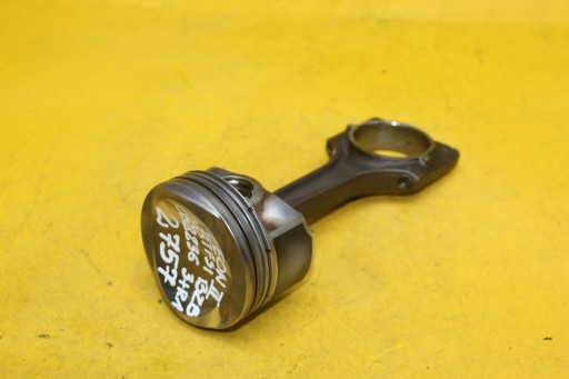ШАТУН ПОРШНЯ BZB LEON II OCTAVIA II A4 B8 06H 0822363+RI 1.8 TFSI