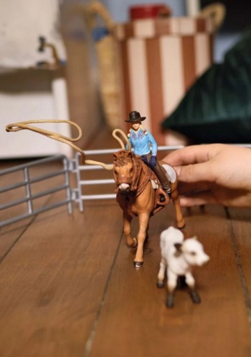 SCHLEICH Набор «Наездница и лассо» 42577