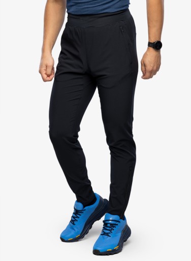 UNDER ARMOUR Spodnie sportowe UA OUTRUN THE STORM PANT -BLK