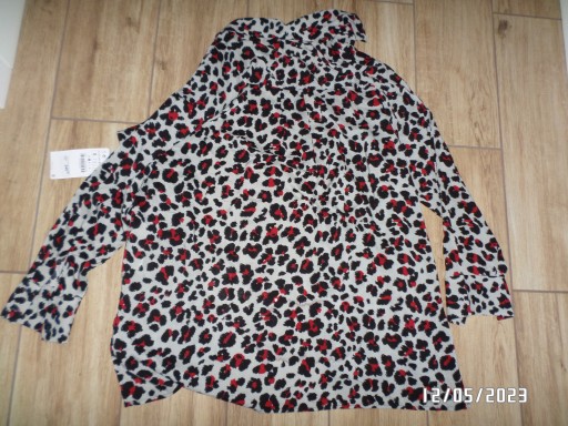 Красивая блузка -ZARA-S-26
