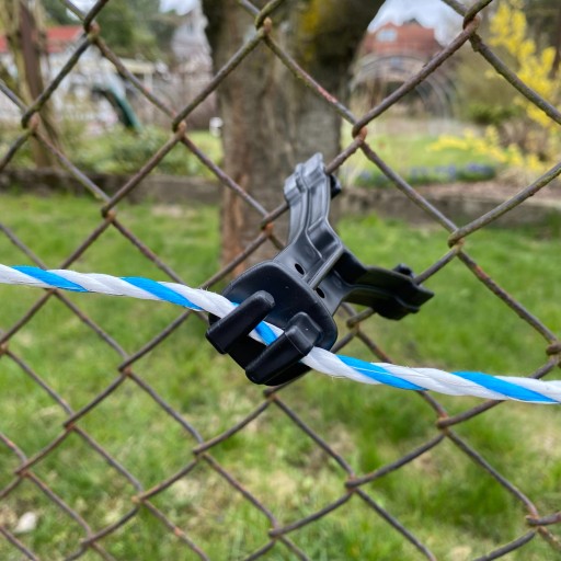 Izolator na siatkę leśną ogrodzenie 10 sztuk na drut plecionkę taśmę 12cm