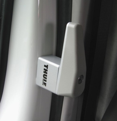 Sprinter Cab Lock Thule W-wa защита двери кабины водителя