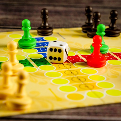 НАБОР ИЗ 60 СЕМЕЙНЫХ НАСТОЛЬНЫХ ИГР LISCIANI LUDOTECA ДАНТЕ