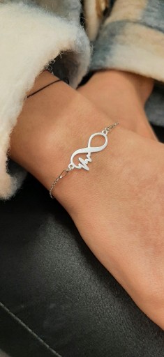 СЕРЕБРЯНЫЙ КОМПЛЕКТ линия бесконечности в форме сердца + ГРАВИРОВКА