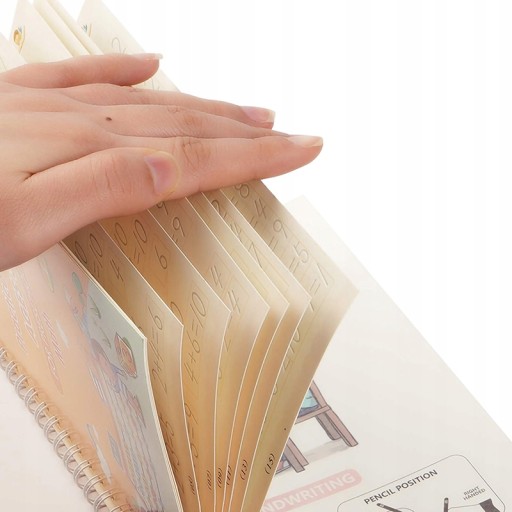 MAGICZNE KSIĄŻECZKI NAUKA PISANIA JĘZYKA LICZENIA KALIGRAFIA DŁUGOPIS