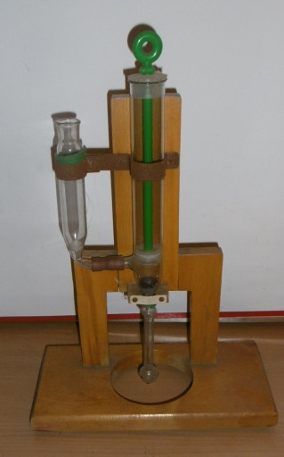 LABORATORYJNY MODEL POMPY SSĄCO-TŁOCZĄCEJ
