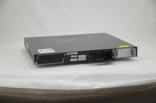 Коммутатор Cisco WS-C2960XR-24TS-I Обновляющий коммутатор