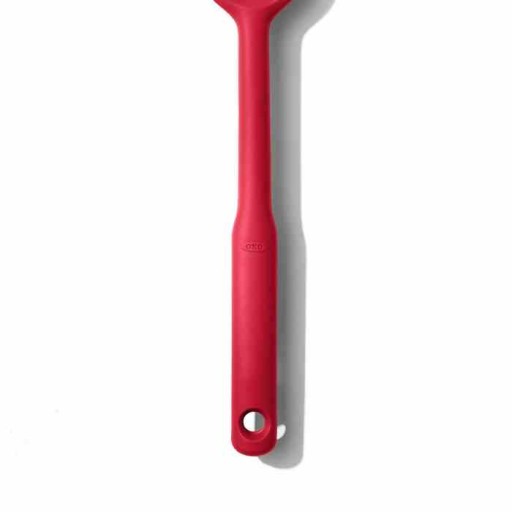 Good Grips OXO красная силиконовая лопатка