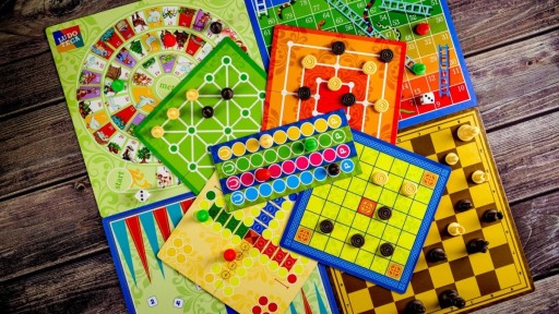Набор из 60 игр Ludoteca.