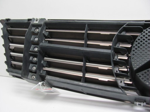 Решетка радиатора Mercedes R129 SL Grill до рестайлинга